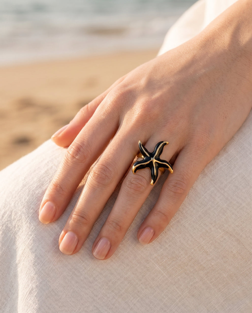 Midnight Sea Starfish Ring - detail