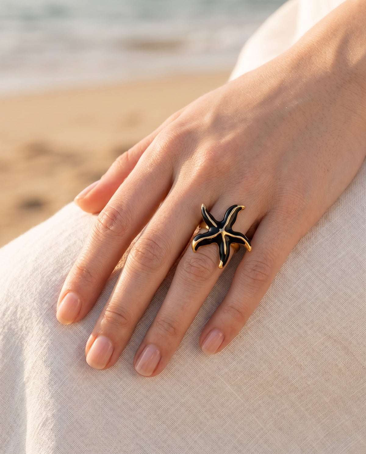 Midnight Sea Starfish Ring - detail
