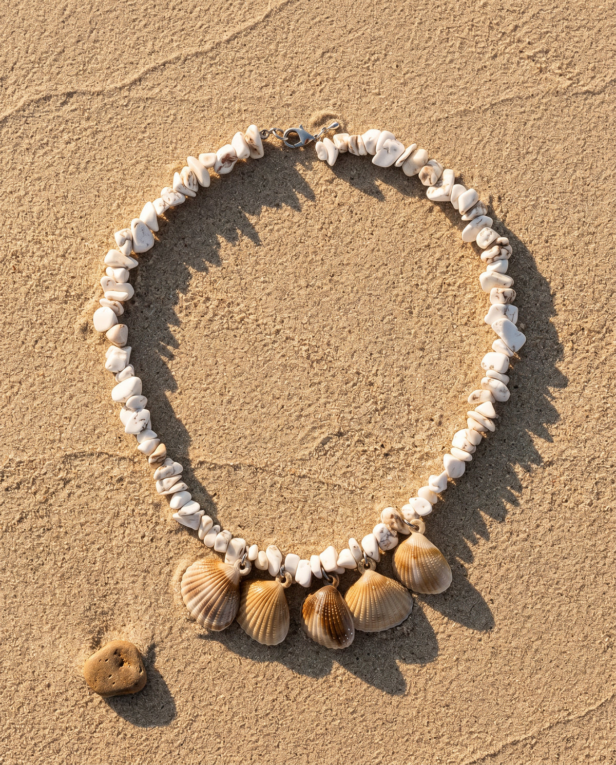 White Howlite & Shell Fringe Necklace