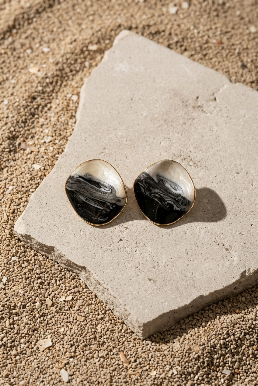 Midnight Pearl Swirl Studs